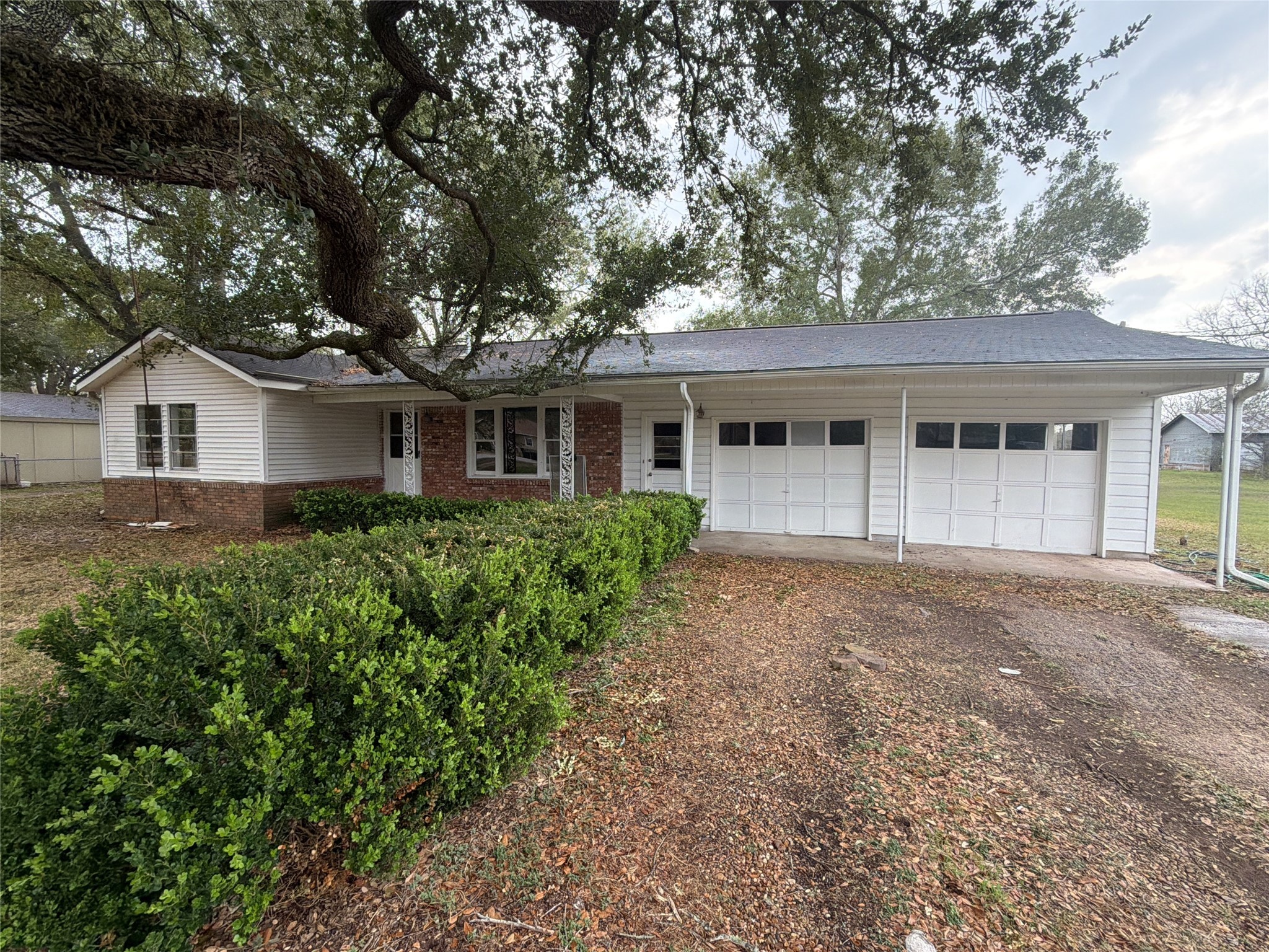 3604 Rychlik Drive Rosenberg, TX 77471 - Photo 2 of 13 front view of a house with a yard