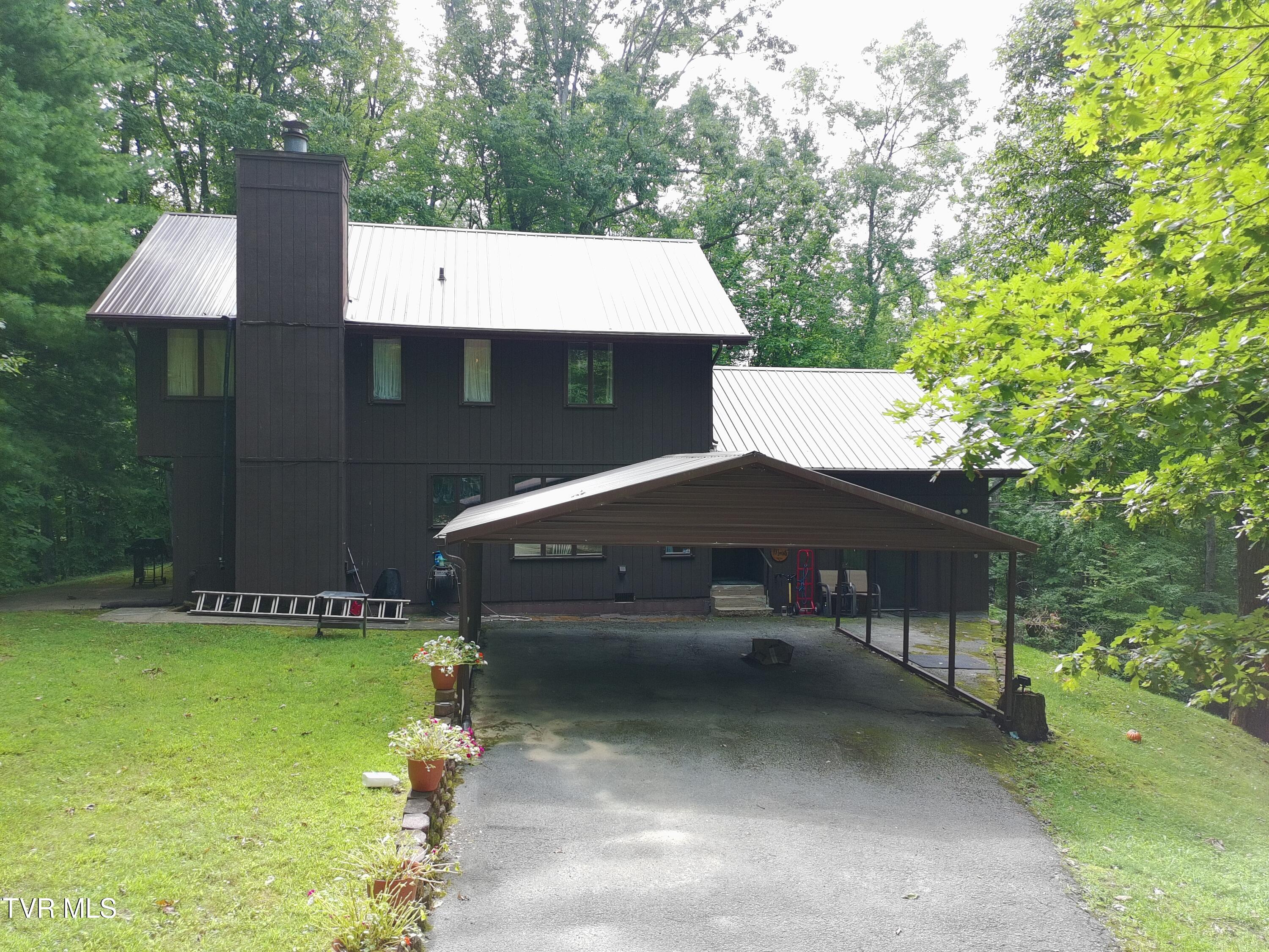 8931 Tanager Road Wise, VA 24293 - Photo 2 of 29 PTSC_0913