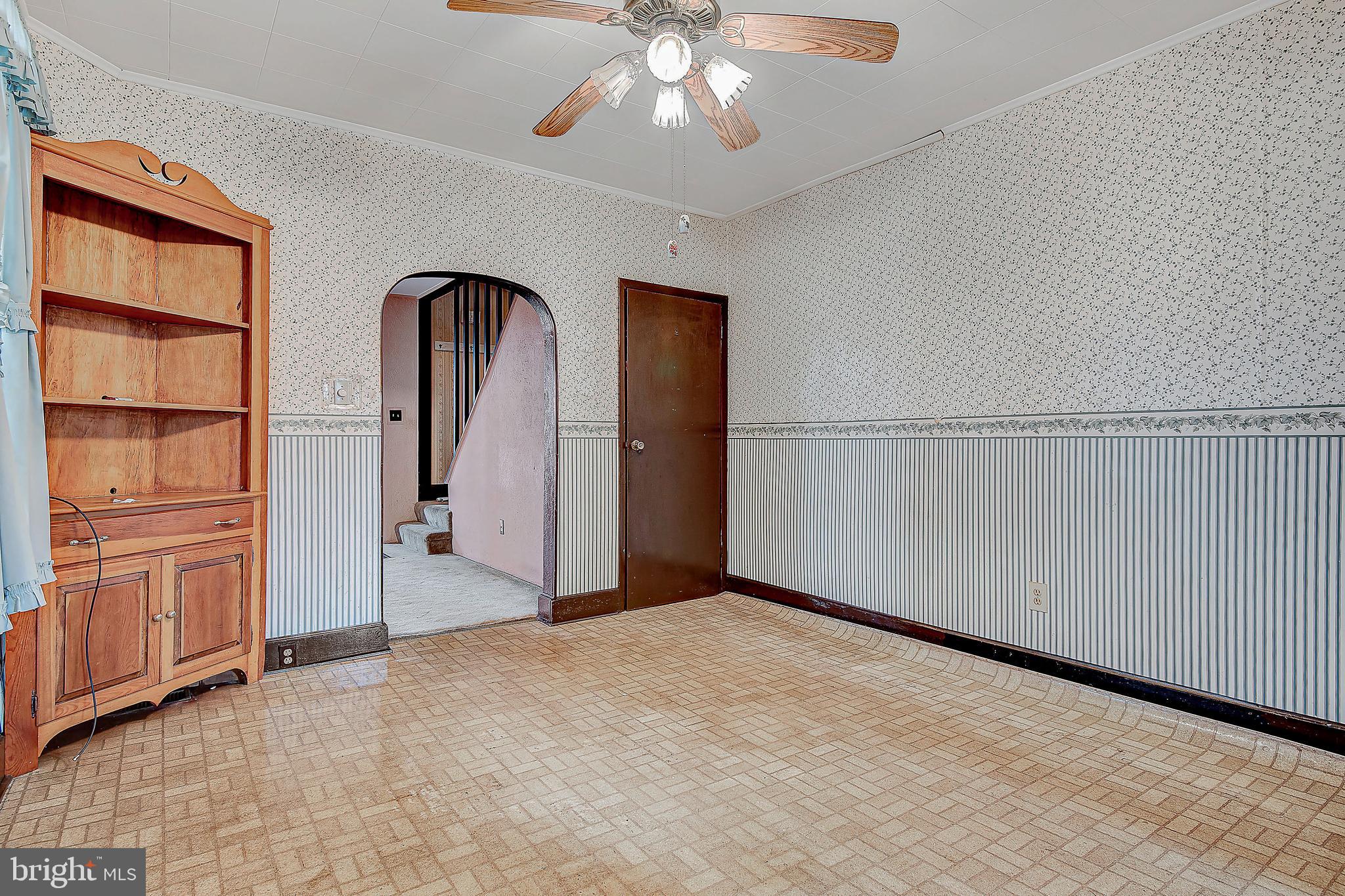 112 Roberts Valley Road Harrisburg, PA 17110 - Photo 14 of 32 Gallery Image 14