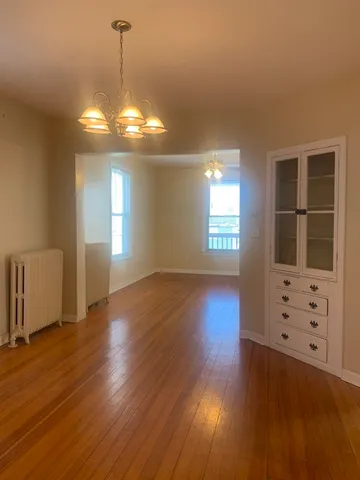 $2,100 | 3 Hawkes Street, Unit 2, Marblehead, MA 01945