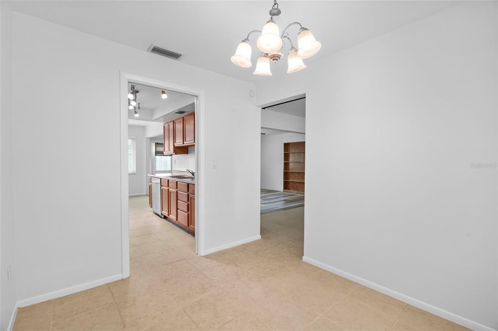 2169 Pine Ridge Drive Clearwater, FL 33763 - Photo 31 of 51
