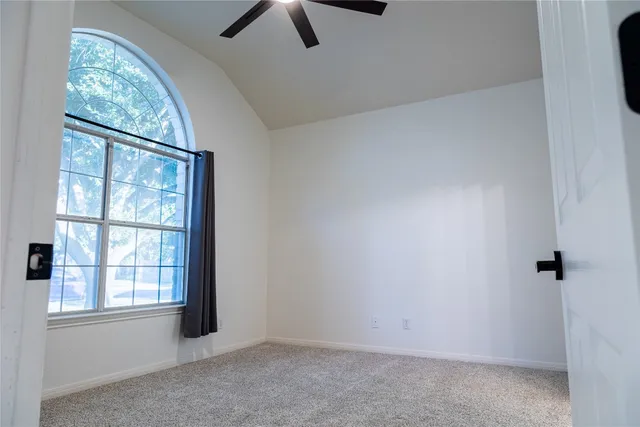 $280,000 | 508 Lydia Lane, Thrall, TX 76578