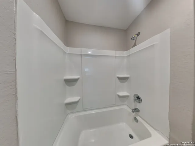 $1,559 | 7319 Rosada Way, San Antonio, TX 78218