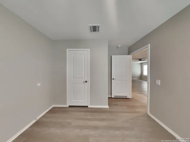 $1,559 | 7319 Rosada Way, San Antonio, TX 78218
