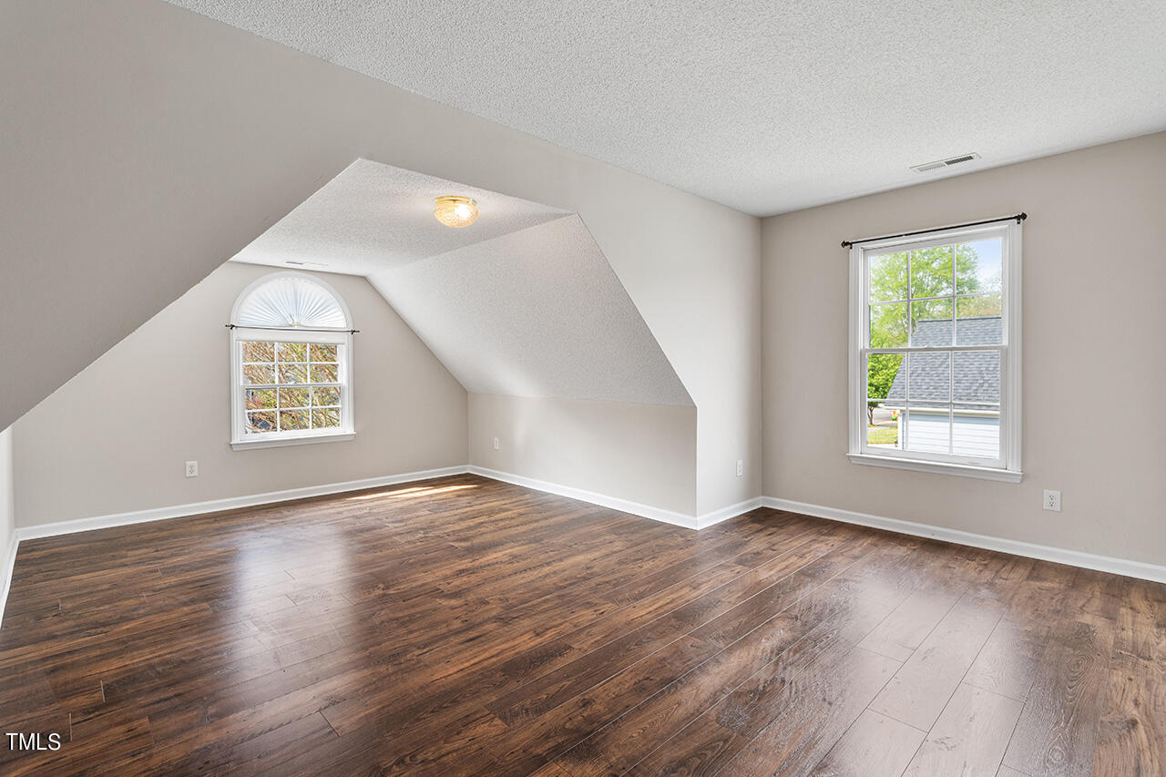 2320 Kendricks Court Raleigh, NC 27613 - Photo 25 of 35 2320 Kendricks Court_32