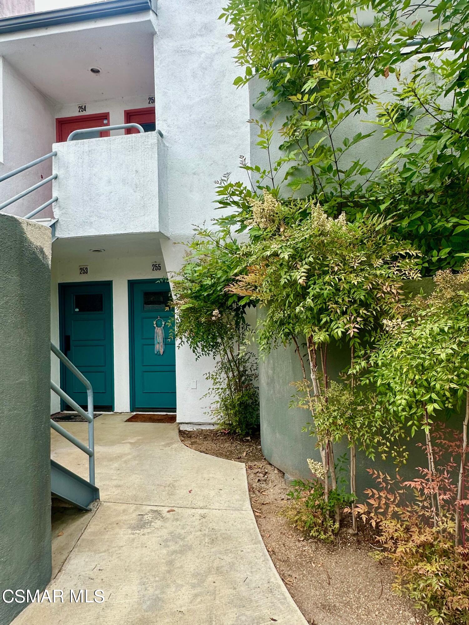 2506 Chandler Avenue, Unit 255 Simi Valley, CA 93065 - Photo 2 of 5