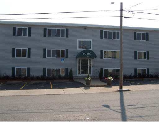 219 Glasgow Fall River, Unit 2 Fall River, MA 02721 - Photo 1 of 1 Gallery Image 1
