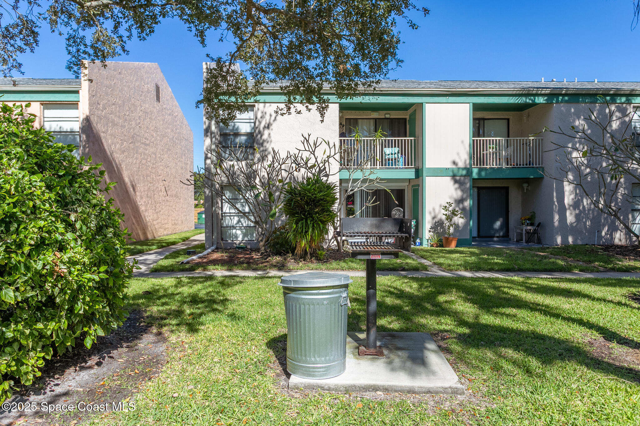 1225 North Wickham Road, Unit 712 Melbourne, FL 32935 - Photo 13 of 24 Grill Area