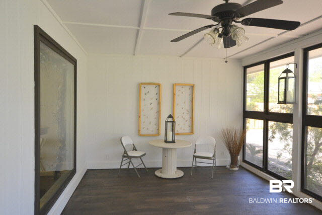 4370 Downey Drive Mobile, AL 36619 - Photo 17 of 36 Sun Porch