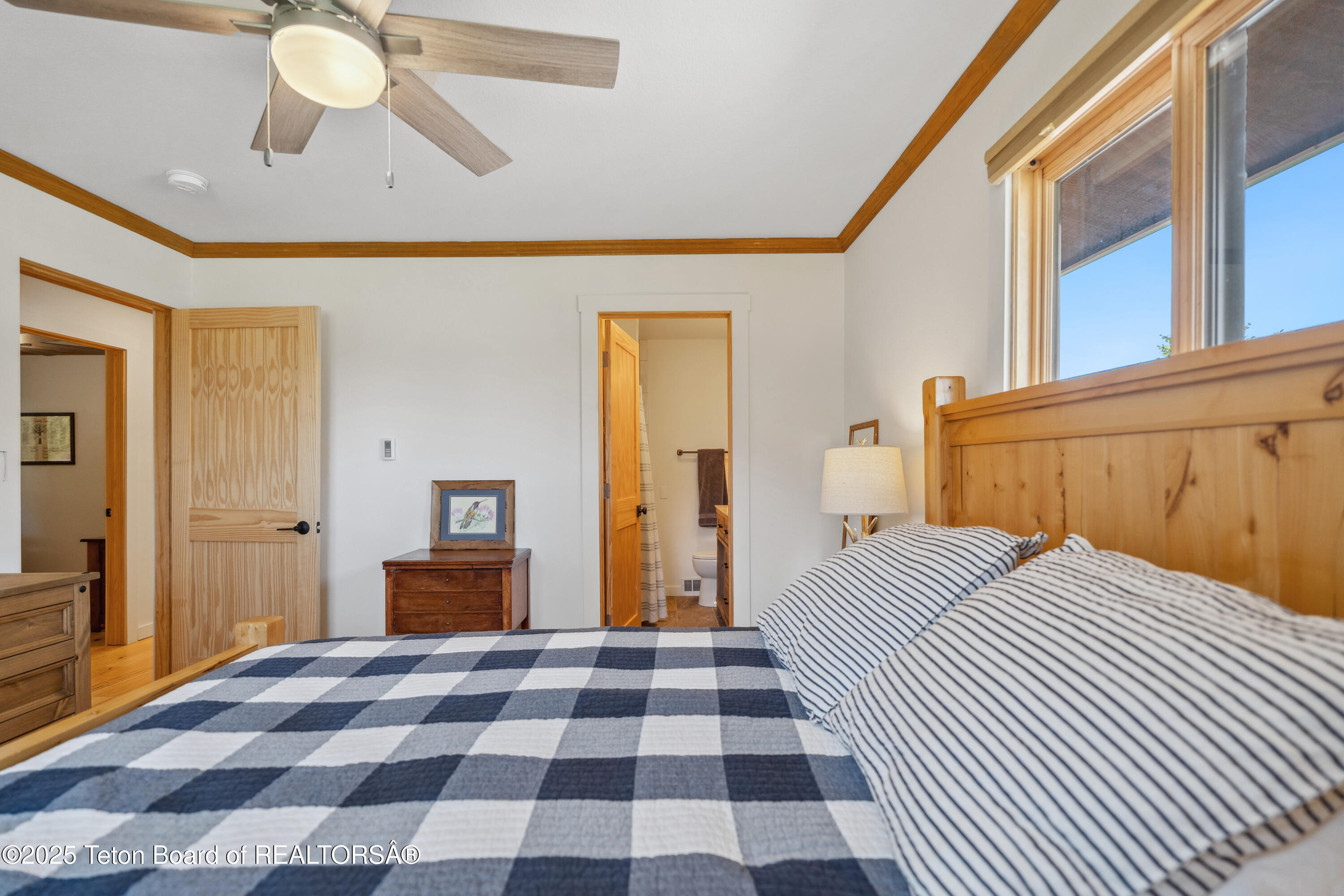 9 Warm Springs Road Dubois, WY 82513 - Photo 14 of 47 014