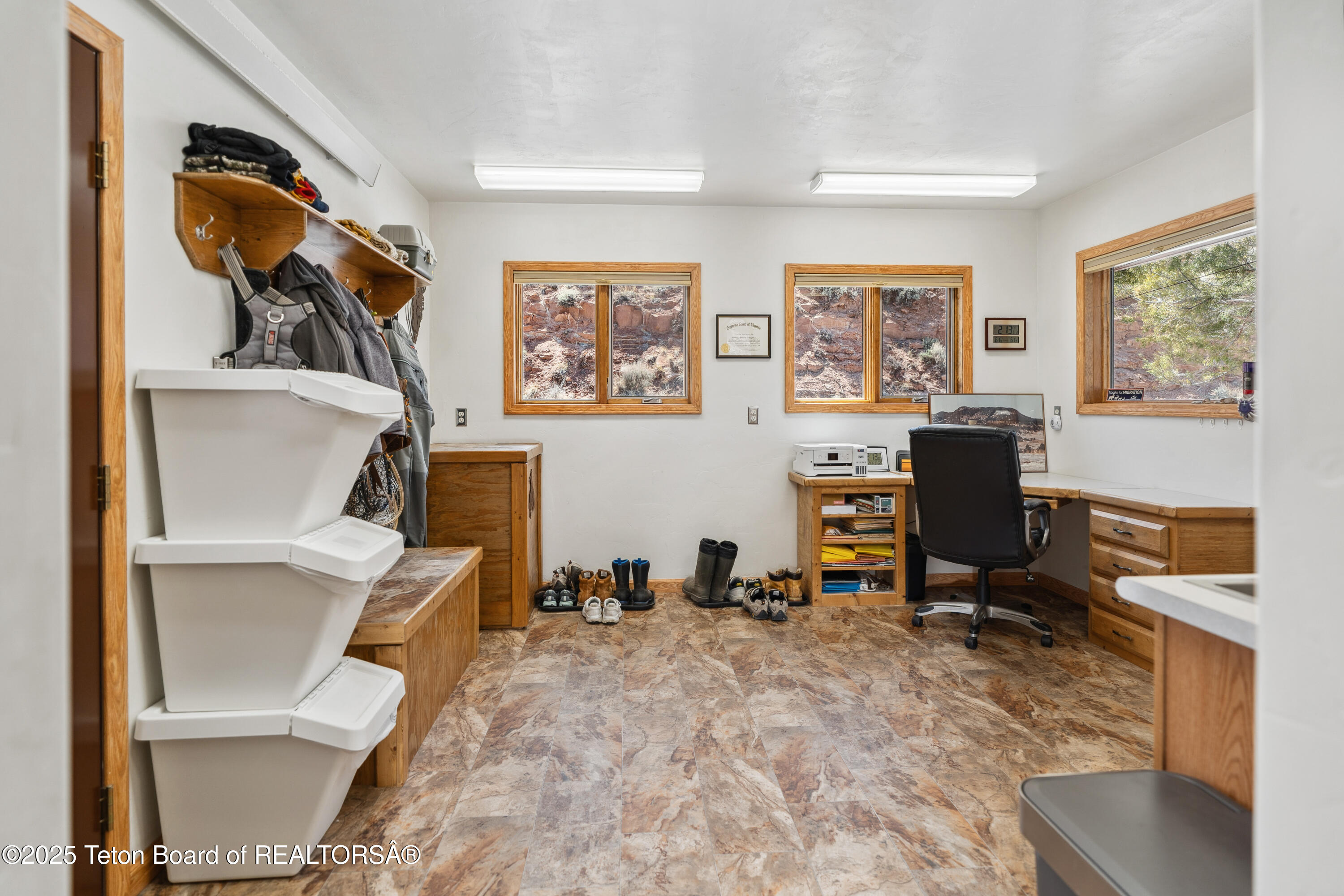 9 Warm Springs Road Dubois, WY 82513 - Photo 21 of 47 022