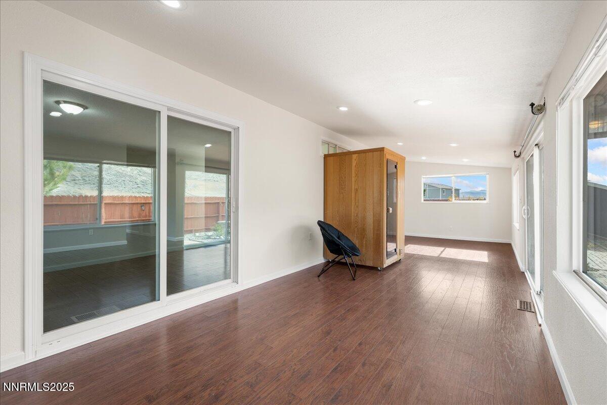 17950 Drift Creek Court Reno, NV 89508 - Photo 16 of 37 13-DSC_0740