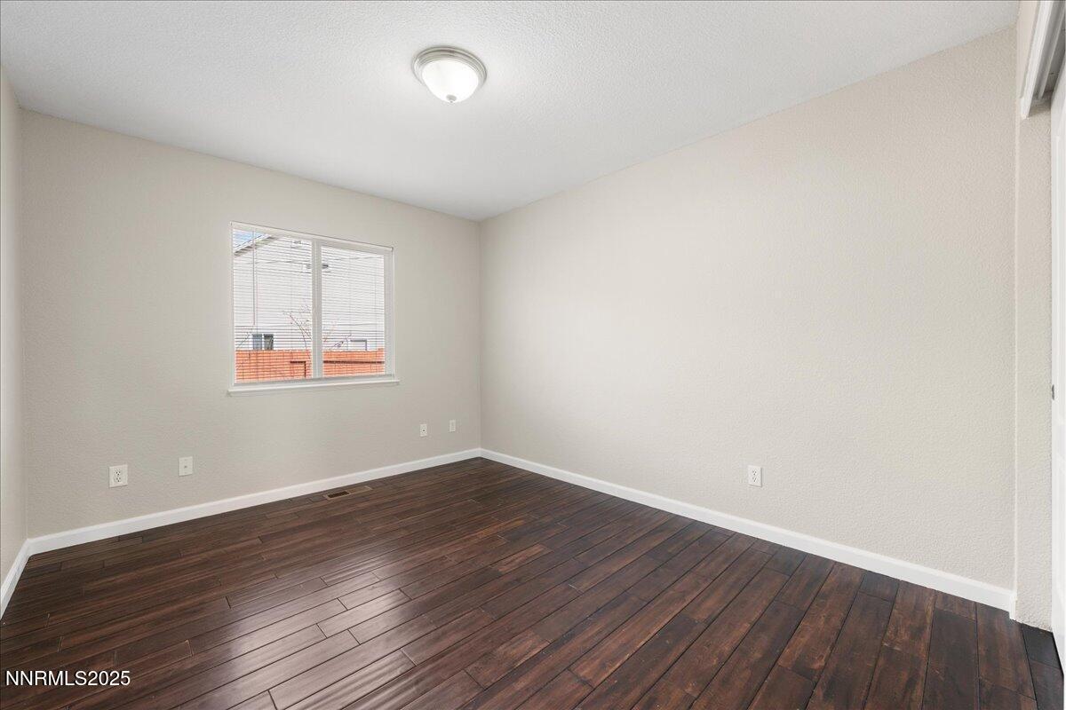 17950 Drift Creek Court Reno, NV 89508 - Photo 23 of 37 20-DSC_0674