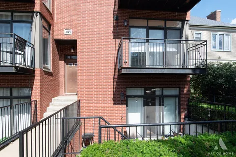 $324,999 | 6123 South Kimbark Avenue, Unit 1S, Chicago, IL 60637