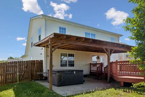 $289,900 | 1437 Cedar Springs Circle, Clarksville, TN 37040