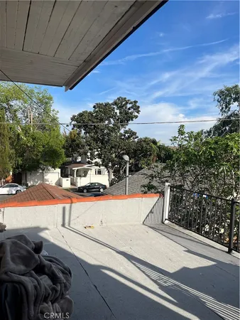 $1,550 | 4606 Melbourne Avenue, Unit 2, Los Angeles, CA 90027