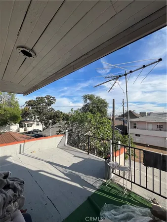$1,550 | 4606 Melbourne Avenue, Unit 2, Los Angeles, CA 90027