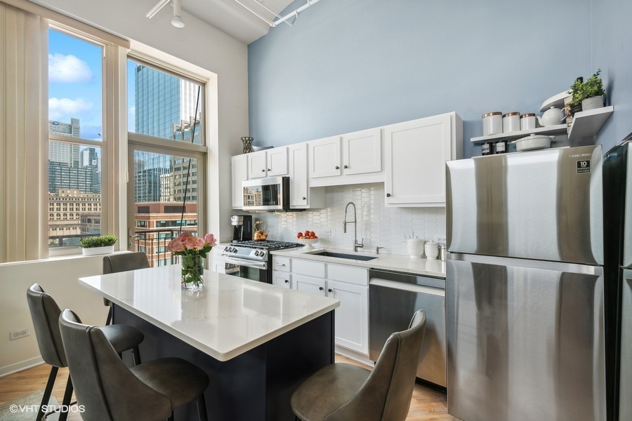 500 South Clinton Street, Unit 801 Chicago, IL 60607 - Photo 5 of 16 Gallery Image 5