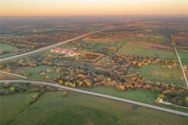 $299,900 | 0 East 600 Road, Lecompton, KS 66050