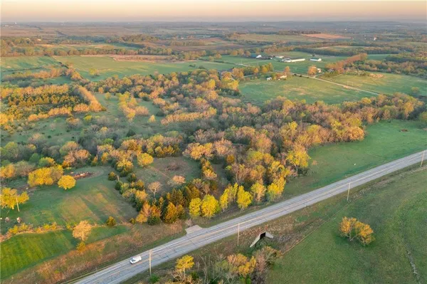 $299,900 | 0 East 600 Road, Lecompton, KS 66050