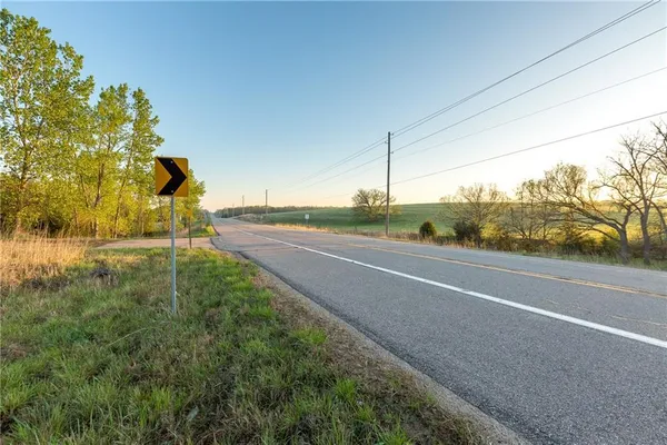 $299,900 | 0 East 600 Road, Lecompton, KS 66050