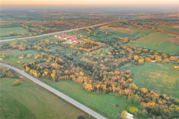 $299,900 | 0 East 600 Road, Lecompton, KS 66050