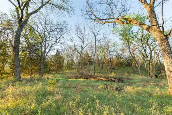 $299,900 | 0 East 600 Road, Lecompton, KS 66050