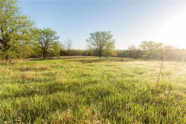 $299,900 | 0 East 600 Road, Lecompton, KS 66050