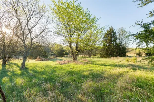 $299,900 | 0 East 600 Road, Lecompton, KS 66050