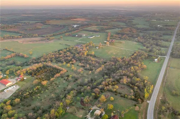 $299,900 | 0 East 600 Road, Lecompton, KS 66050