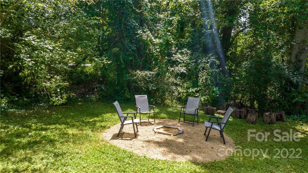 163 Justice Ridge Road Candler, NC 28715 - Photo 12 of 41 Gallery Image 12