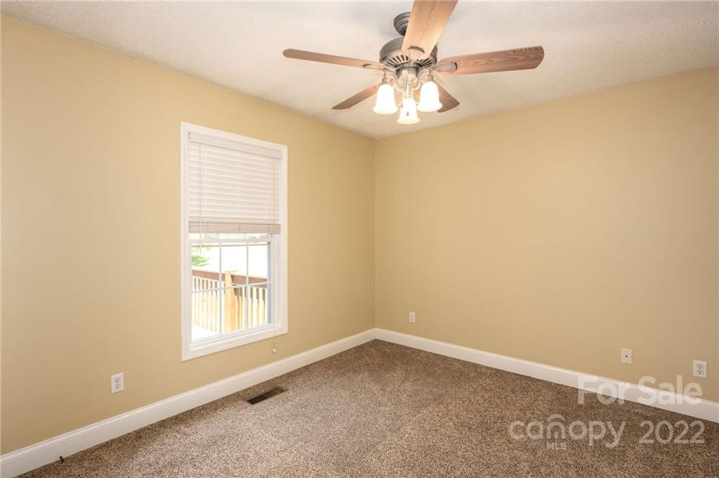 163 Justice Ridge Road Candler, NC 28715 - Photo 27 of 41 Gallery Image 27