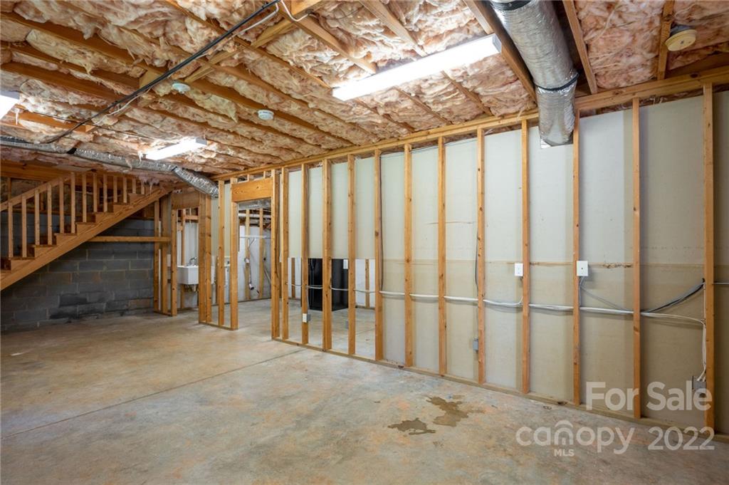 163 Justice Ridge Road Candler, NC 28715 - Photo 30 of 41 Gallery Image 30