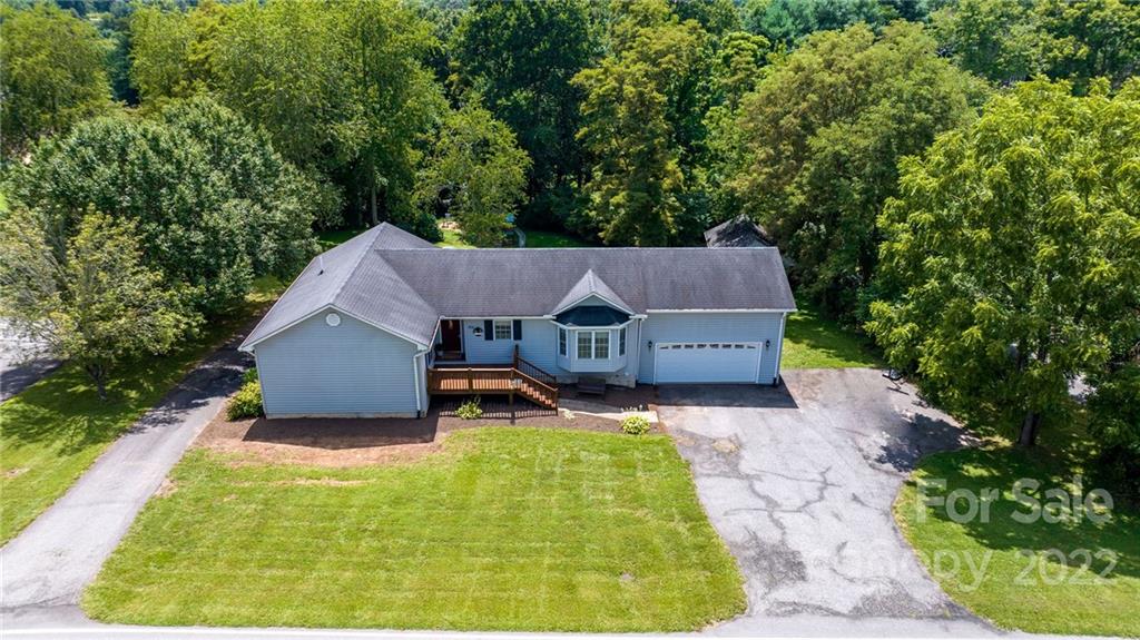 163 Justice Ridge Road Candler, NC 28715 - Photo 3 of 41 Gallery Image 3