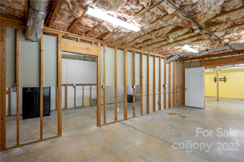163 Justice Ridge Road Candler, NC 28715 - Photo 31 of 41 Gallery Image 31