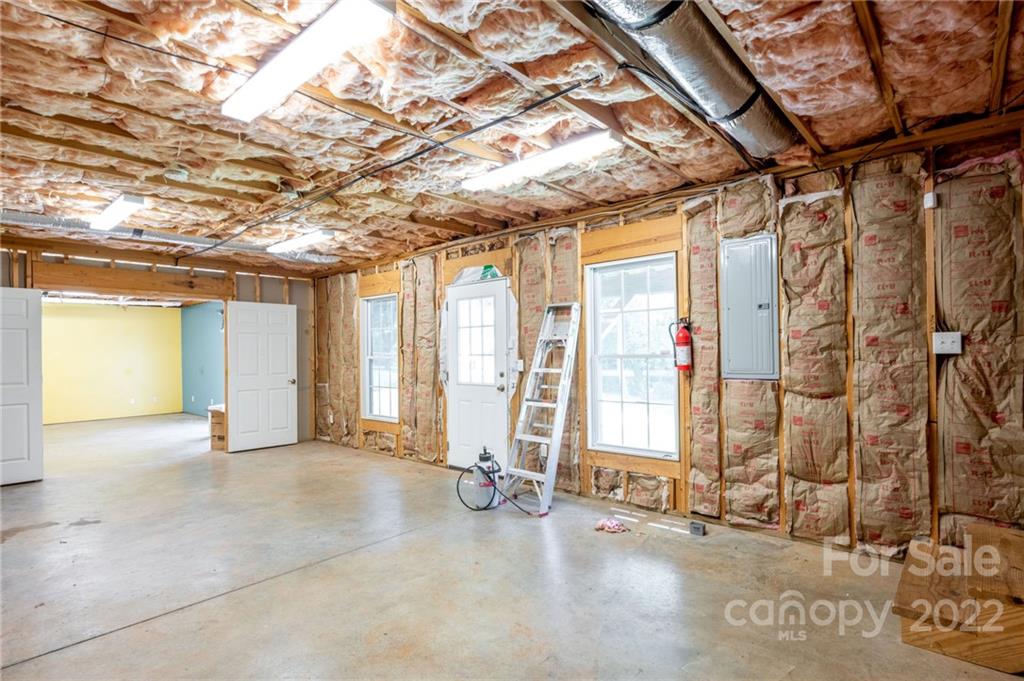163 Justice Ridge Road Candler, NC 28715 - Photo 32 of 41 Gallery Image 32