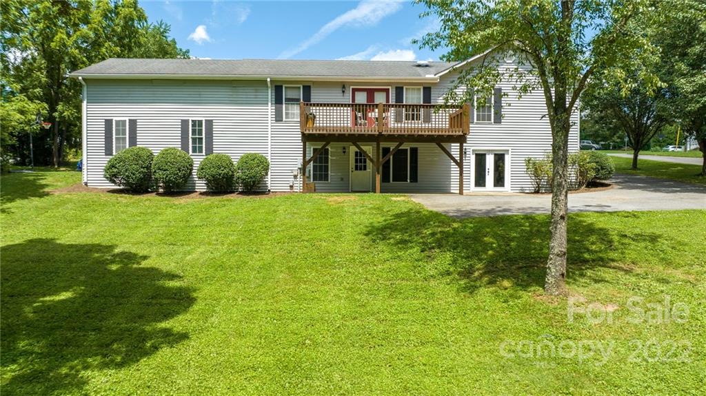 163 Justice Ridge Road Candler, NC 28715 - Photo 5 of 41 Gallery Image 5