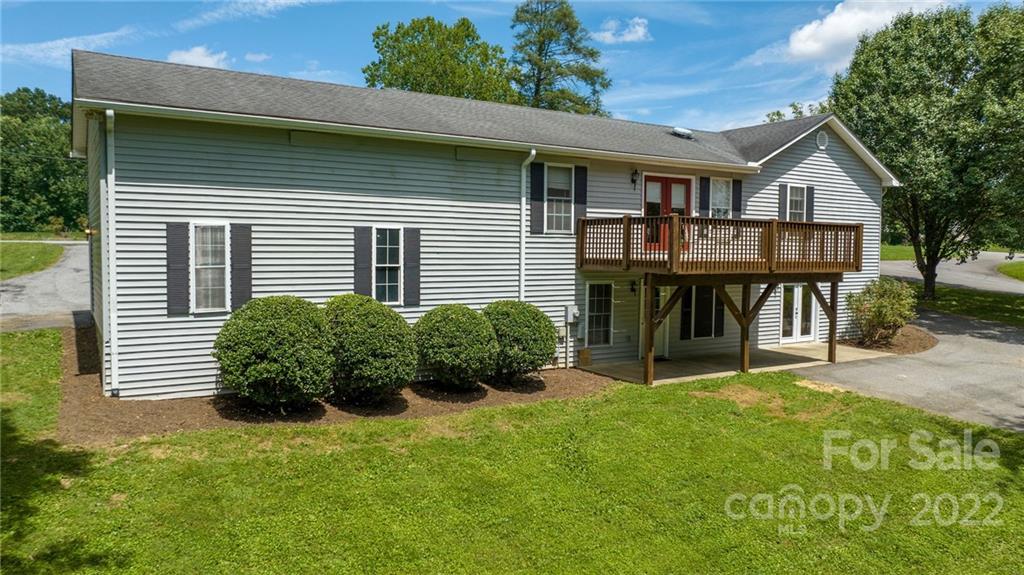 163 Justice Ridge Road Candler, NC 28715 - Photo 6 of 41 Gallery Image 6