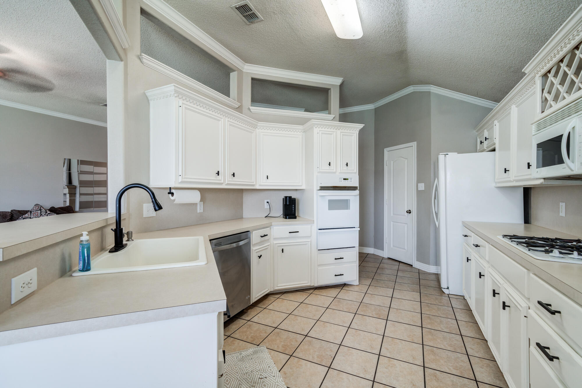 6715 9th Street Lubbock, TX 79416 - Photo 13 of 43 DSC08781_2_3_4_5