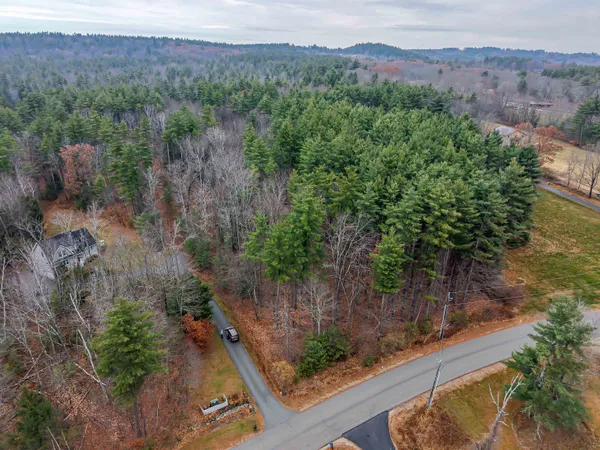 $229,000 | 7 Dow Road, Unit 7, Mont Vernon, NH 03057