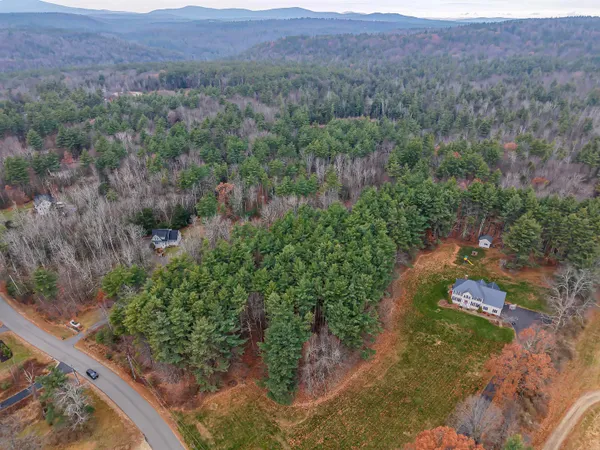 $229,000 | 7 Dow Road, Unit 7, Mont Vernon, NH 03057