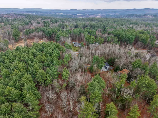 $229,000 | 7 Dow Road, Unit 7, Mont Vernon, NH 03057