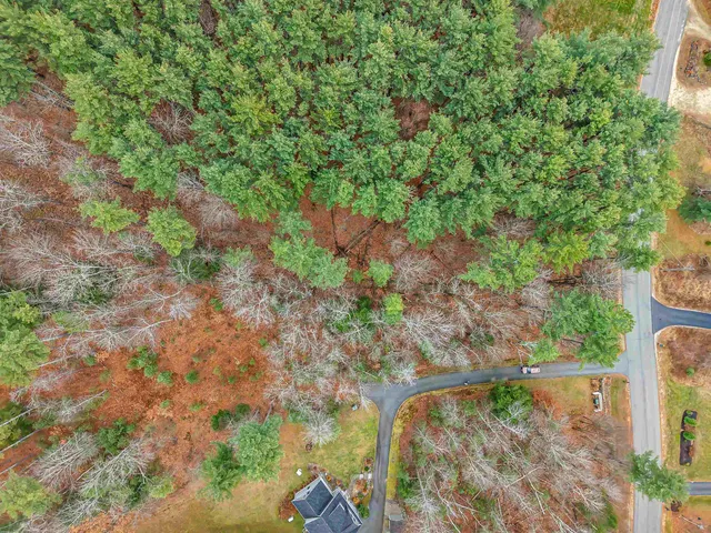 $229,000 | 7 Dow Road, Unit 7, Mont Vernon, NH 03057