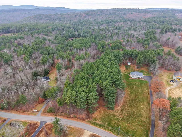 $229,000 | 7 Dow Road, Unit 7, Mont Vernon, NH 03057
