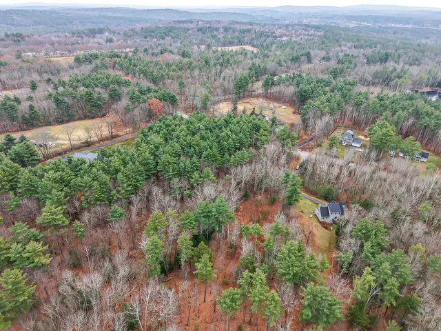 $229,000 | 7 Dow Road, Unit 7, Mont Vernon, NH 03057