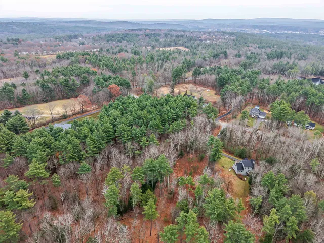 $229,000 | 7 Dow Road, Unit 7, Mont Vernon, NH 03057