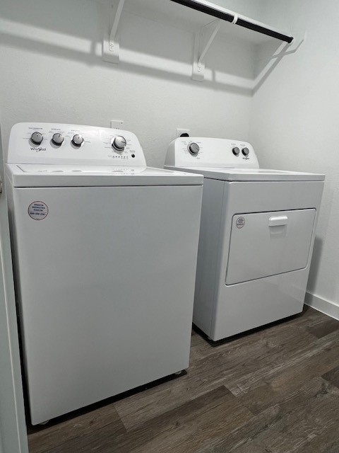 1006 Perezia Court Rosharon, TX 77583 - Photo 19 of 21 Laundry Inside Home