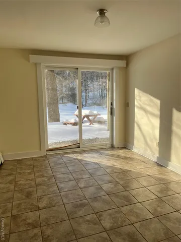 $3,400 | 703 Croton Lake Road, Mount Kisco, NY 10549