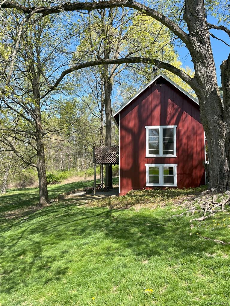 703 Croton Lake Road Mount Kisco, NY 10549 - Photo 14 of 16