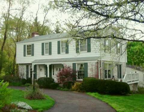 2336 Harrow Road Upper St. Clair, PA 15241 - Photo 1 of 8 Gallery Image 1